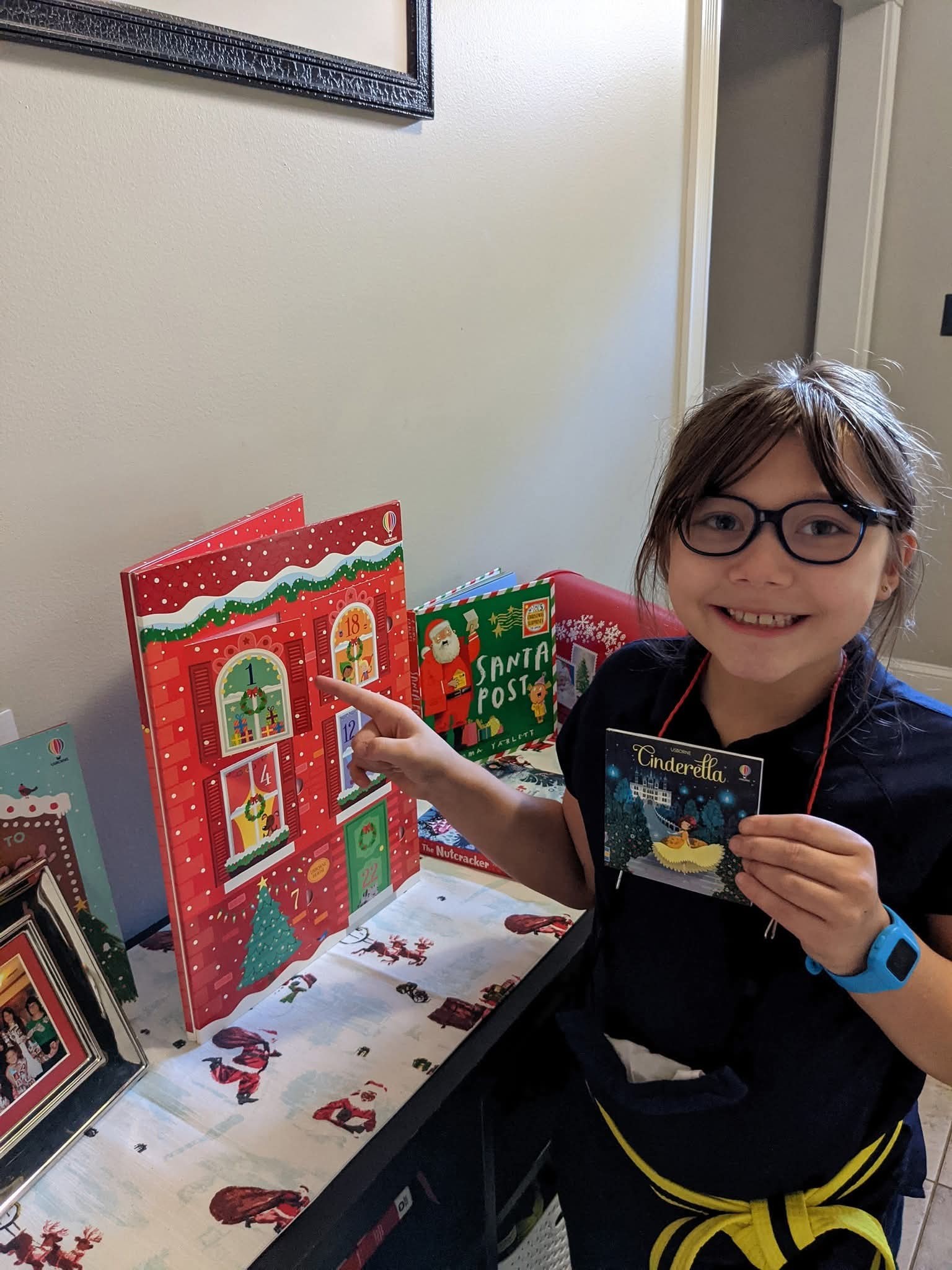 Calling all bookworms!!! 

The Advent Calendar is now only $5! That's 24 mini books for 21 cents each.  It is a fantastic set of full length fairy tales, fables and Christmas stories. 

Already have one or don't need it for the advent feature? 

Here are some other ways you can use the mini books! 
🎉party favors
📚Storybook coasters (laminate to use)
🎅breakfast with Santa giveaways
🚗on the go books for bag/car
🎁pair with Elf activities/shenanigans
🎄Christmas tree ornaments
🚽potty training incentives
✉️as cards for kids gifts
💝Valentine’s Day cards
🪙treasure box goodies
📚Create a storybook garland or wreath
💐Mini storybook bouquet
🧲Mini book magnets
📚Share a stack (or two) in a little free library
🦃name cards for Thanksgiving dinner
📚Create a storytime scavenger hunt
👻hand them out as Halloween treats
👩‍🏫preschool classroom gifts
🩺🦷in doctor/dentist offices
📚Storybook countdown (for trip or other special occasion

If you find some other items on the Savings Shelf and spend over $50, you will not only get to pick a free gift from PaperPie at checkout but I will reimburse your shipping cost!

Just send me a message after purchase with the item you are most excited about receiving and your Venmo handle and I'll send it your way! 🤩

Shopping Link: https://paperpie.com/brandpartner/G9963/products/category/holidaze

Happy Browsing! 📚📖📚
@highlight